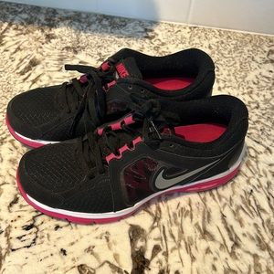 Nike Dual Fusion Run 3 Running Shoe - black fireberry.